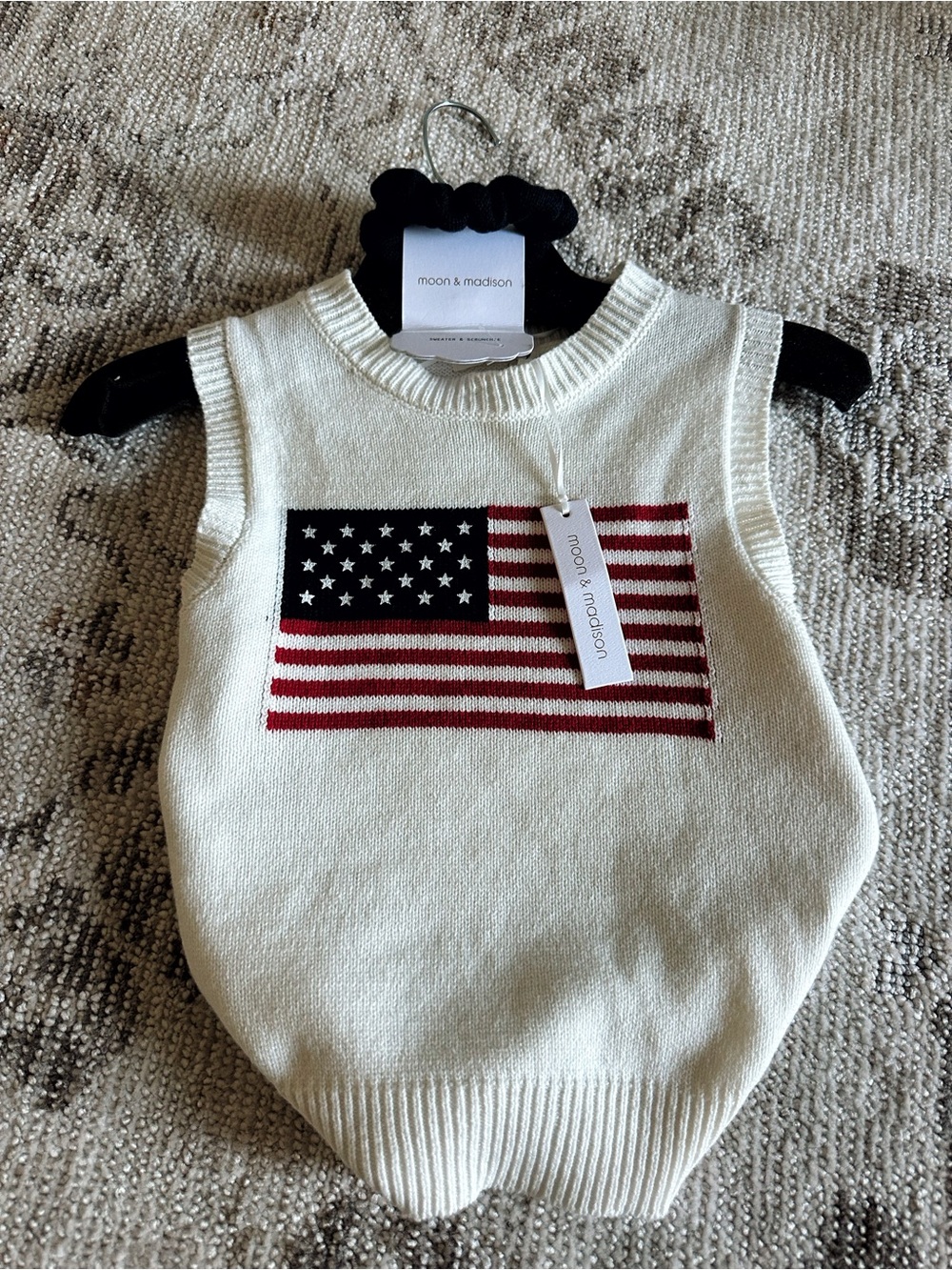 Moon & Madison American Flag Knit Sweater Vest + Scrunchie NWT